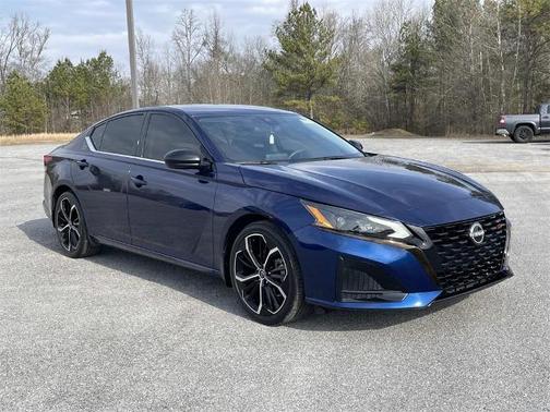 2023 Nissan Altima 2.5 SR