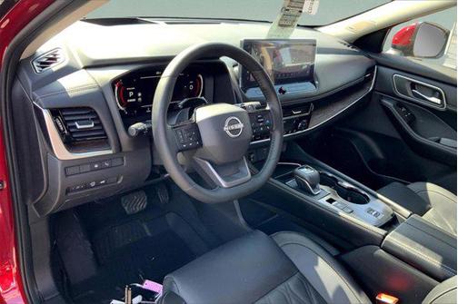 2025 Nissan Rogue Platinum