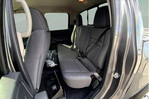 2025 Nissan Frontier S