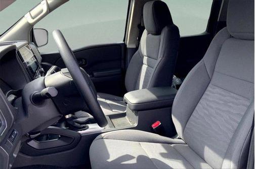 2025 Nissan Frontier S