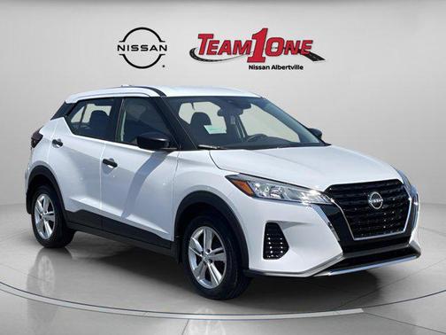 2025 Nissan Kicks S