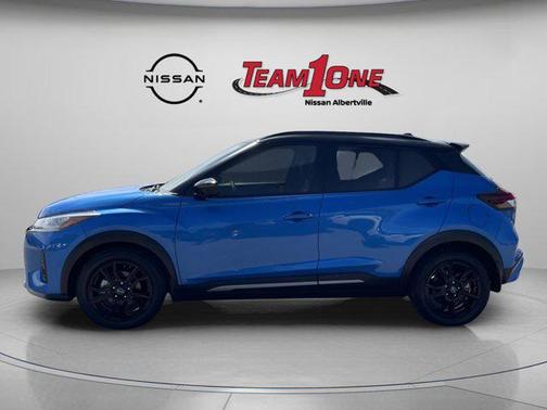 2023 Nissan Kicks SR