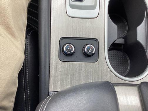 Pearl White 2018 Nissan Murano Platinum