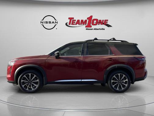 Scarlet Ember Tintcoat/Super Black 2026 Nissan Pathfinder Platinum