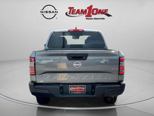 2025 Nissan Frontier S