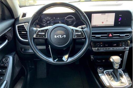 2024 Kia Seltos EX