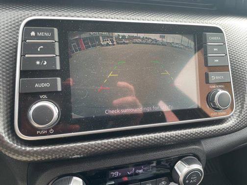 2020 Nissan Kicks SV