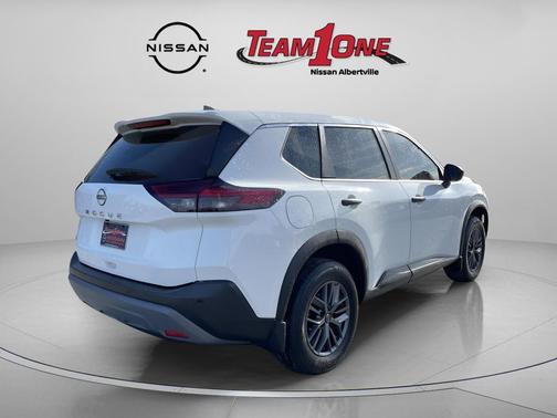 Glacier White 2022 Nissan Rogue S