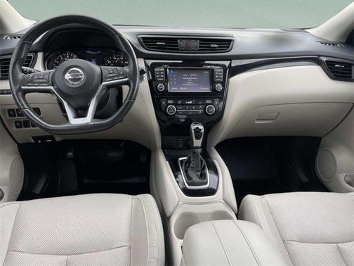 2018 Nissan Rogue Sport SL