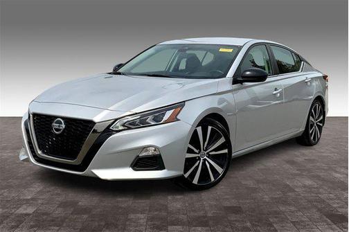 2021 Nissan Altima SR FWD