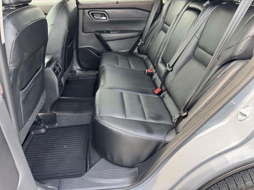 Boulder Gray Pearl 2021 Nissan Rogue SL