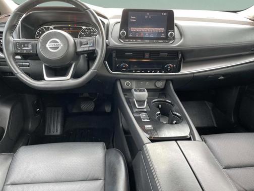 Super Black 2021 Nissan Rogue SV