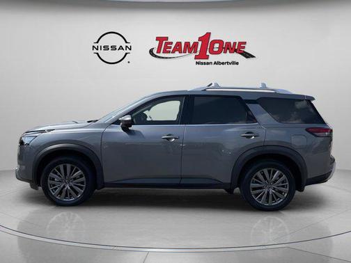 2025 Nissan Pathfinder SL 4WD