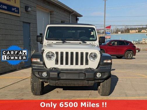 Photo 2 of 27 of 2018 Jeep Wrangler Sport
