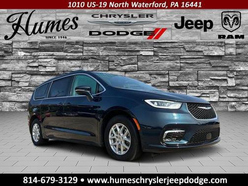 2022 Chrysler Pacifica Touring L