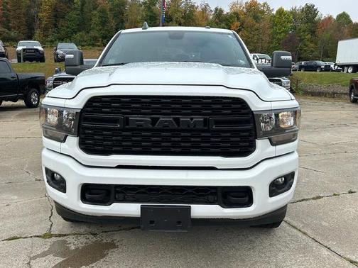 2024 RAM 2500 Big Horn Crew Cab 4x4 64' Box