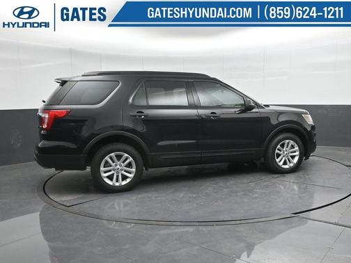 2016 Ford Explorer Base