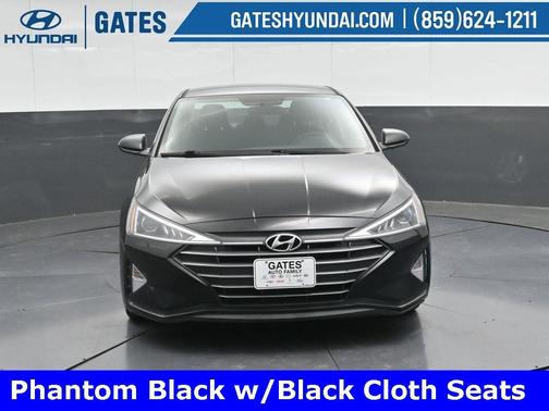 2019 Hyundai ELANTRA SE