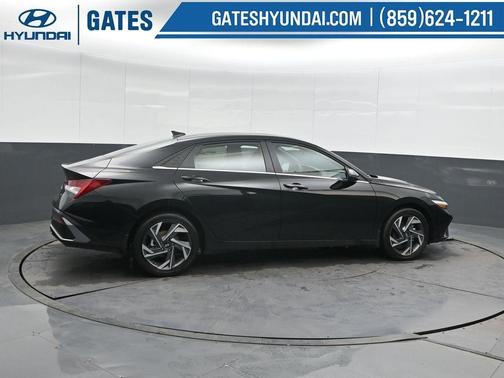 2026 Hyundai ELANTRA HEV Limited