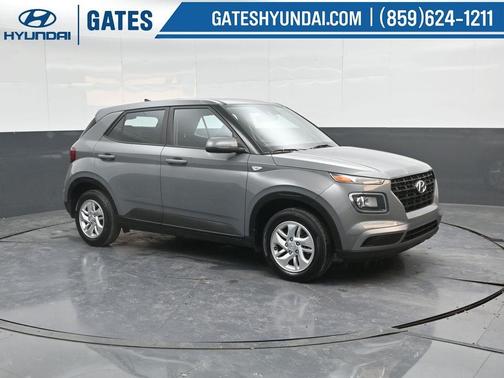 2022 Hyundai VENUE SE