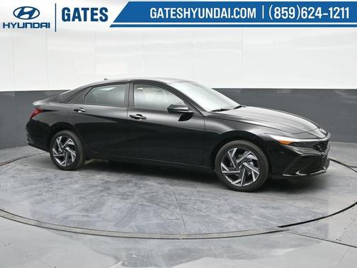 2025 Hyundai ELANTRA HEV SEL Sport