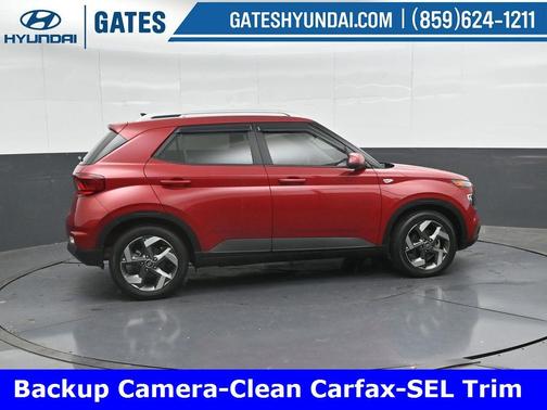 2022 Hyundai VENUE SEL