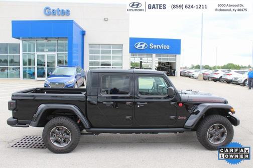Photo 2 of 34 of 2022 Jeep Gladiator Rubicon