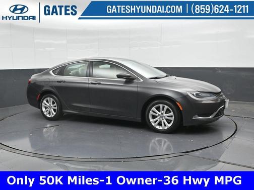 2016 Chrysler 200 Limited