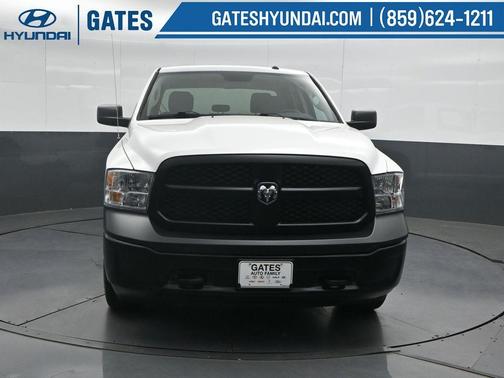 Bright White Clearcoat 2019 RAM 1500 Classic Tradesman