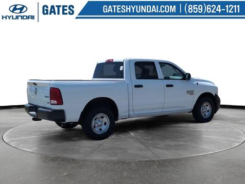 Bright White Clearcoat 2019 RAM 1500 Classic Tradesman