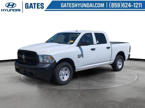 Bright White Clearcoat 2019 RAM 1500 Classic Tradesman