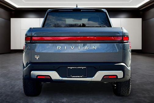 El Cap Granite 2023 Rivian R1T Adventure Quad Motor Large Pack