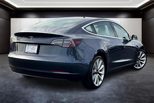 2018 Tesla Model 3 Mid Range