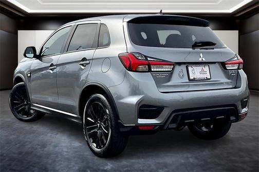 2025 Mitsubishi Outlander Sport 2.0 LE