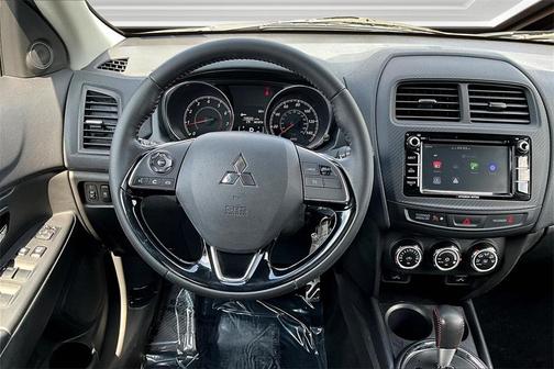 2017 Mitsubishi Outlander Sport 2.0 LE