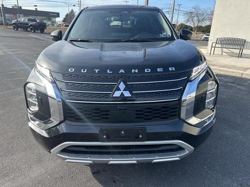 2023 Mitsubishi Outlander PHEV SE S-AWC