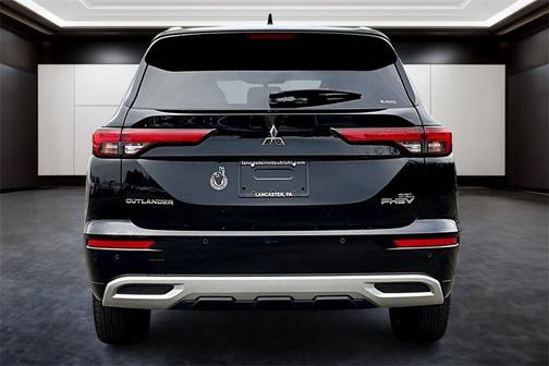 2023 Mitsubishi Outlander PHEV SEL