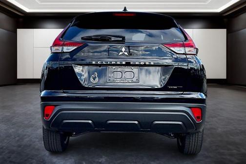 2026 Mitsubishi Eclipse Cross LE