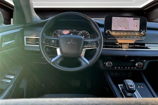 2023 Mitsubishi Outlander PHEV SE S-AWC