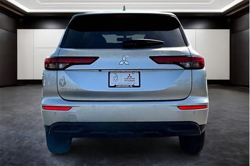 2024 Mitsubishi Outlander ES 2.5 S-AWC