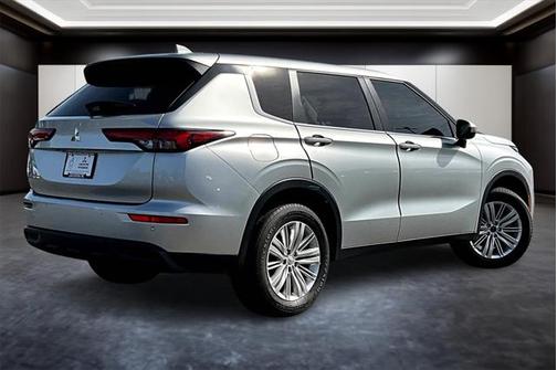 2024 Mitsubishi Outlander ES 2.5 S-AWC