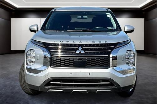 2024 Mitsubishi Outlander ES 2.5 S-AWC