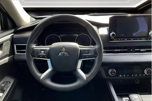 2024 Mitsubishi Outlander ES 2.5 S-AWC