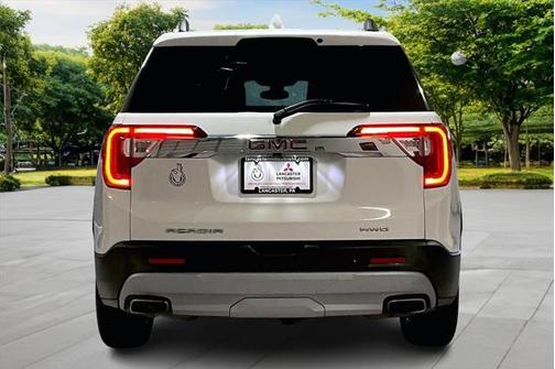2023 GMC Acadia AWD SLT