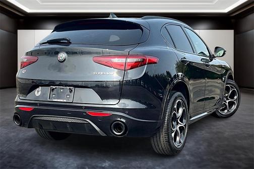 2022 Alfa Romeo Stelvio Ti