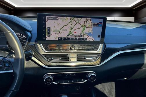 2023 Nissan Altima SR VC-Turbo FWD