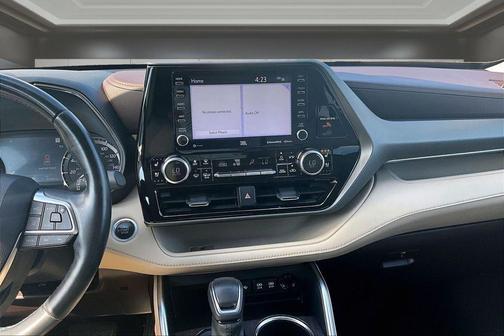 Celestial Silver Metallic 2021 Toyota Highlander Limited
