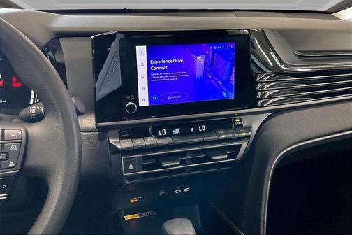 Ice 2025 Toyota Camry LE
