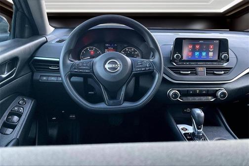 2024 Nissan Altima S FWD