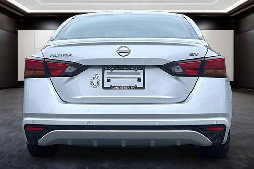 Brilliant Silver Metallic 2024 Nissan Altima 2.5 SV